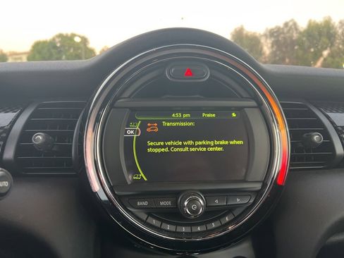 Used 2017 MINI Cooper S image 13