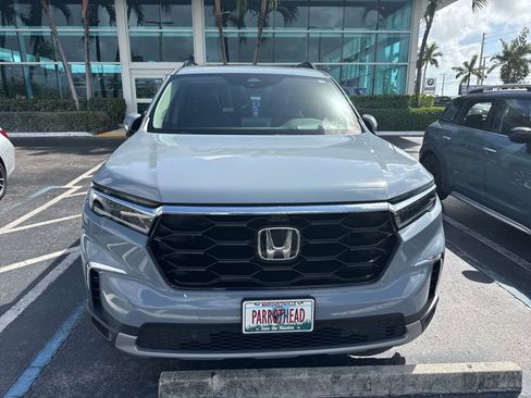 Used 2024 Honda Pilot Elite image 8