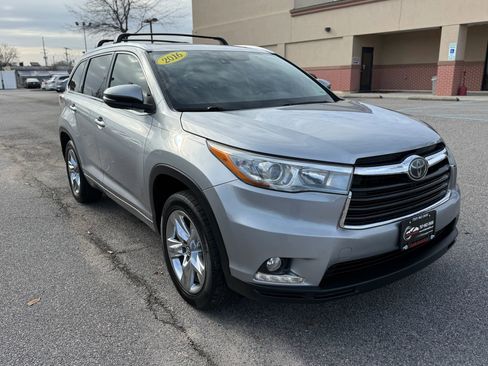 Used 2016 Toyota Highlander Limited Platinum image 5