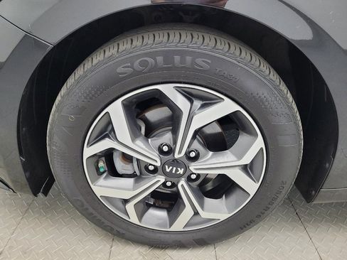 Used 2020 Kia Forte LXS image 31