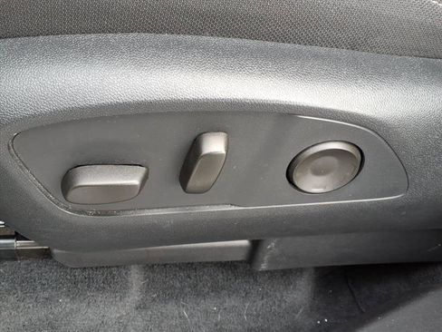 Used 2024 Chevrolet Traverse LT w/ LPO, Floor Liner Package image 5