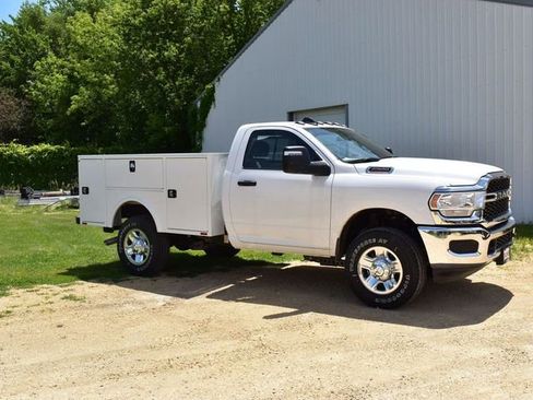 New 2024 RAM 2500 Tradesman w/ Chrome Appearance Group image 5