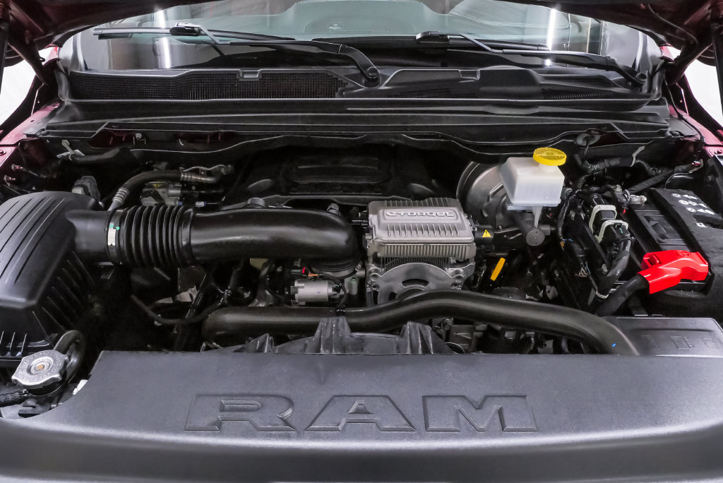 Used 2024 RAM 1500 Laramie RWD image 30