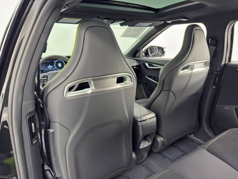 Used 2023 Kia EV6 GT image 38