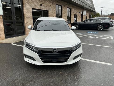 Used 2020 Honda Accord LX image 5