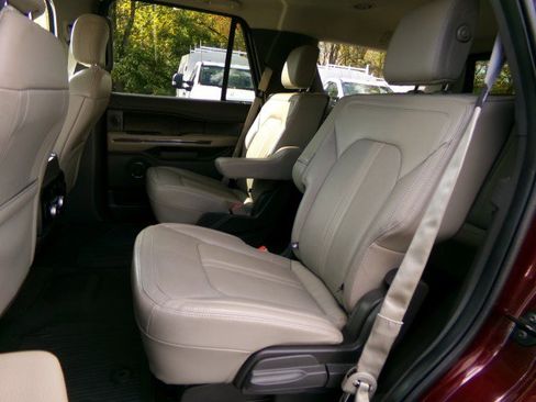 Used 2020 Ford Expedition Limited w/ Equipment Group 302A image 17