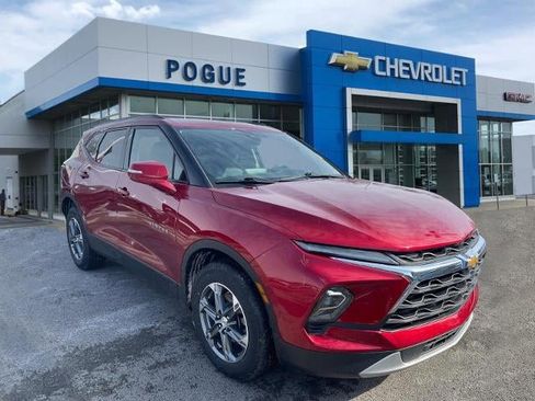 Used 2024 Chevrolet Blazer LT image 1