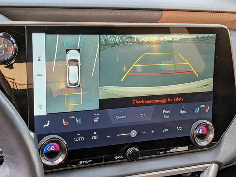 Used 2023 Lexus RX 350 w/ Accessory Package (Z1) image 21