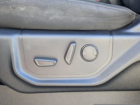 Used 2019 Ford F150 XLT w/ Equipment Group 302A Luxury image 19