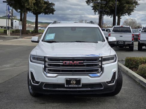 Used 2021 GMC Acadia SLT image 2