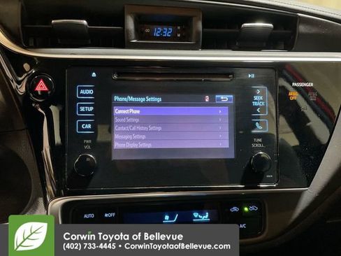 Used 2017 Toyota Corolla LE image 20
