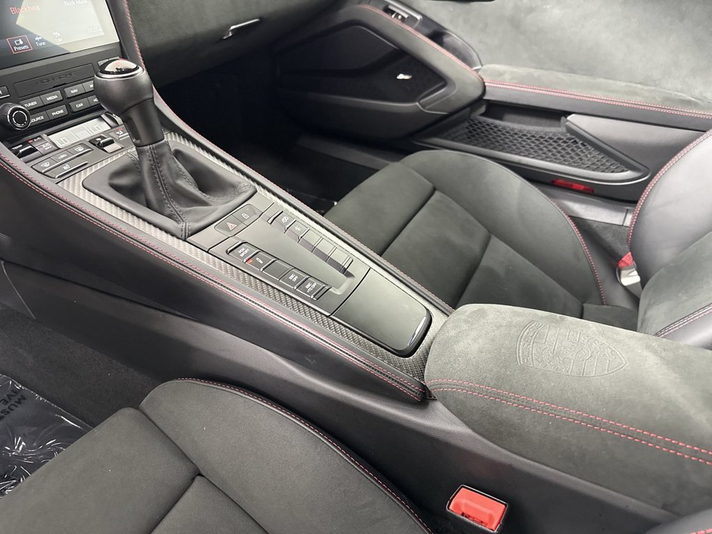 Certified 2024 Porsche 718 Boxster Spyder RS RWD image 30