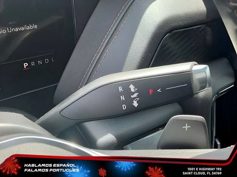 New 2026 GMC Yukon XL AT4 w/ AT4 Premium Plus Package AWD/4WD image 22