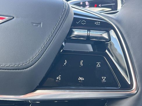 New 2026 Cadillac Lyriq V AWD/4WD image 14