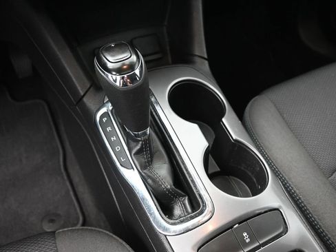 Used 2018 Chevrolet Cruze LT w/ Sun And Sound Package image 29