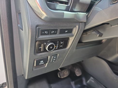 Used 2023 Ford F150 Lariat AWD/4WD image 14