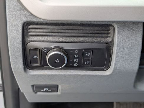 Used 2023 Ford F250 XLT w/ FX4 Off-Road Package AWD/4WD image 23