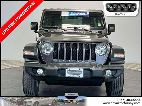 Used 2022 Jeep Wrangler Unlimited Sport AWD/4WD image 2