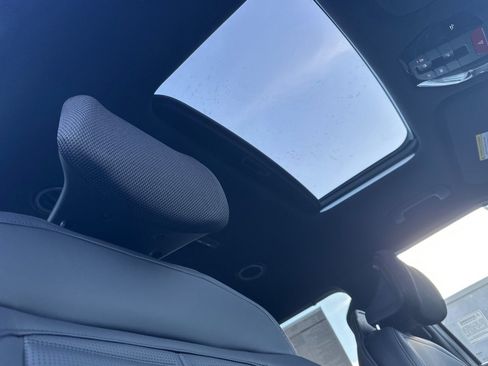 New 2026 Kia EV9 Land image 17