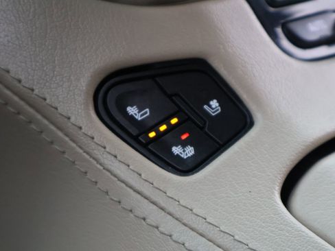 Used 2019 GMC Yukon Denali image 36