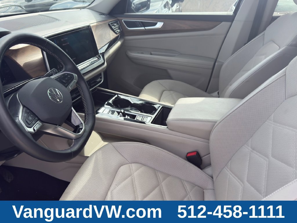 Used 2024 Volkswagen Atlas SE FWD image 12