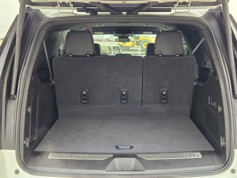 Certified 2023 Chevrolet Suburban Premier image 27