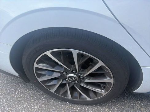 Used 2022 Hyundai Sonata Limited FWD image 7