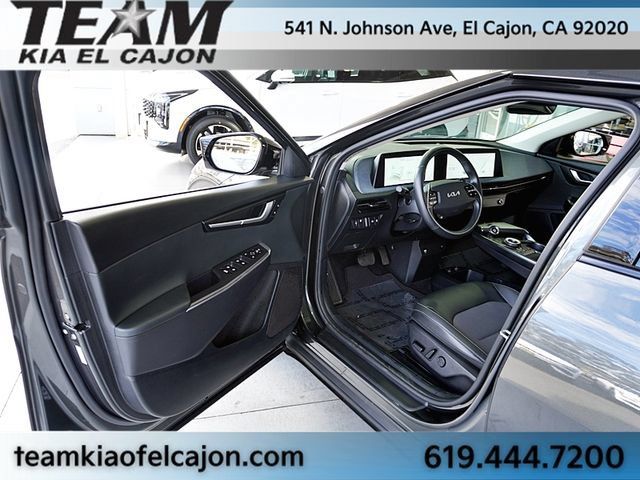 Certified 2023 Kia EV6 Light RWD image 37