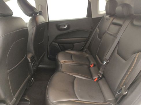 Used 2019 Jeep Compass Limited AWD/4WD image 18