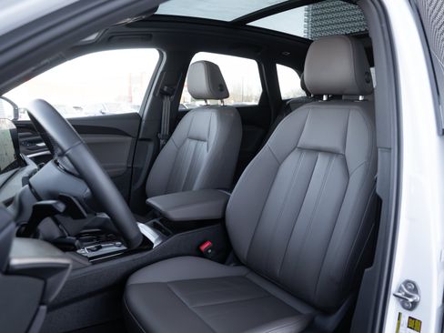 Certified 2025 Audi Q5 Premium w/ Premium Plus AWD/4WD image 22