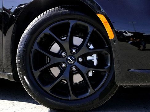 New 2026 Chrysler Pacifica Limited image 2