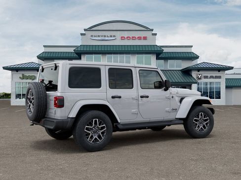 New 2025 Jeep Wrangler Unlimited Sahara AWD/4WD image 5