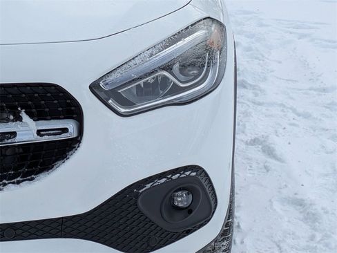 Used 2023 Mercedes-Benz GLA 250 4MATIC image 9