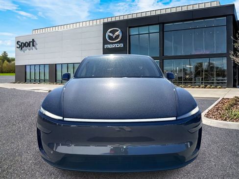 Used 2026 Tesla Model Y Premium image 9