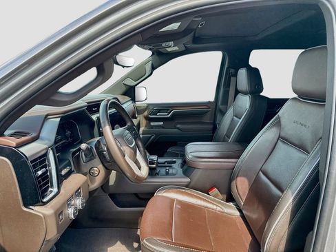 Used 2024 GMC Sierra 1500 Denali w/ Denali Reserve Package AWD/4WD image 11