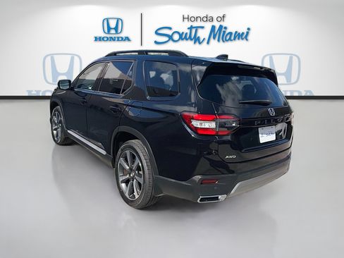 Certified 2023 Honda Pilot Elite image 5