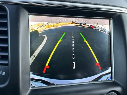 Used 2018 Jeep Grand Cherokee High Altitude image 20