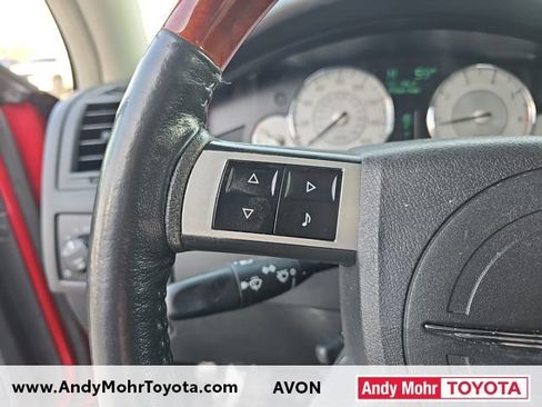 Used 2009 Chrysler 300 C w/ Luxury Group II image 15