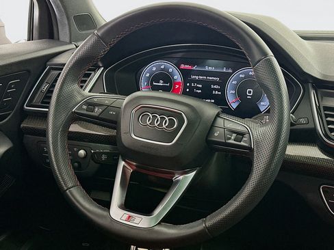 Used 2023 Audi SQ5 Prestige w/ Prestige Package image 8