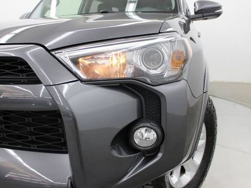 Used 2019 Toyota 4Runner SR5 Premium AWD/4WD image 5
