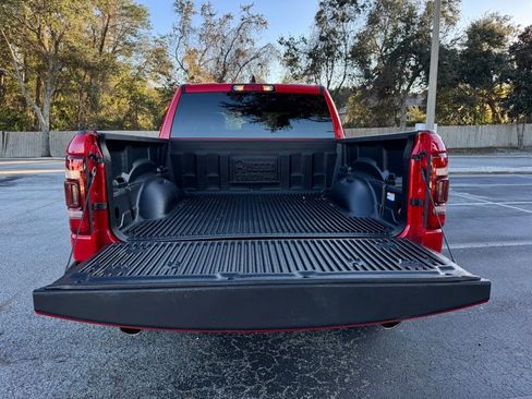 Used 2024 RAM 1500 Laramie image 14