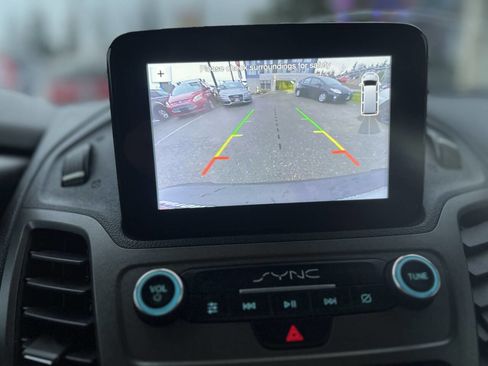 Used 2019 Ford Transit Connect XL image 13