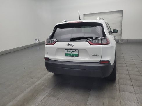 Used 2021 Jeep Cherokee Latitude FWD image 7