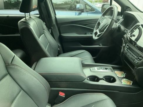 Used 2024 Honda Passport TrailSport image 5