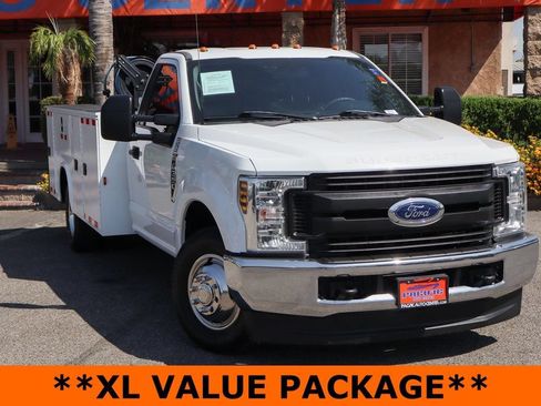 Used 2019 Ford F350 XL w/ XL Value Package RWD image 2