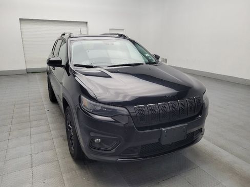 Used 2023 Jeep Cherokee Altitude Lux image 13