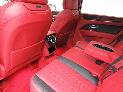 Certified 2022 Bentley Bentayga S V8/LEASE OPTIONS AVAILABLE image 41