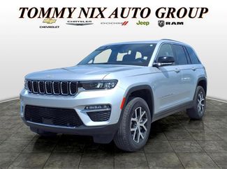 Used 2025 Jeep Grand Cherokee Limited w/ Luxury Tech Group II RWD video 1