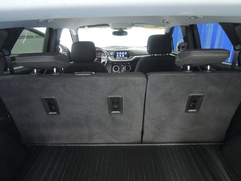 Used 2019 Chevrolet Blazer LT FWD image 29
