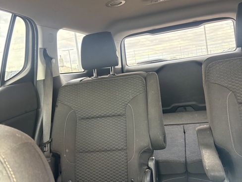 Used 2019 GMC Acadia SLE w/ Driver Alert Package I image 12